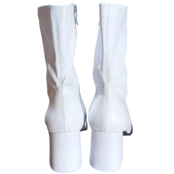Like New Ellie White Go Go Boots Mid Calf Block Heel Size 10 - Picture 9 of 12